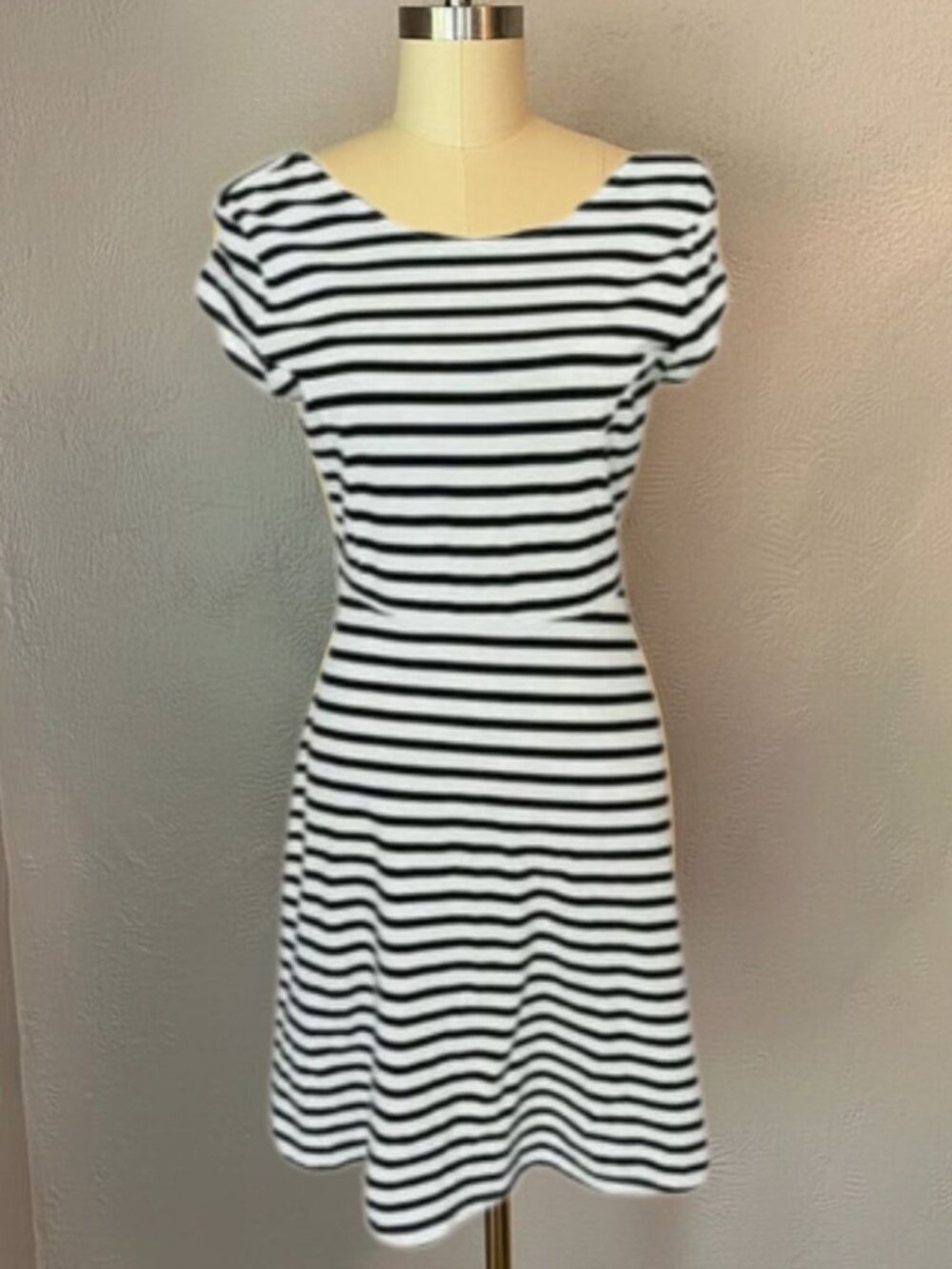 Old Navy Black White Striped Fit & Flare Cap Sleeve Cotton Blend Dress Large